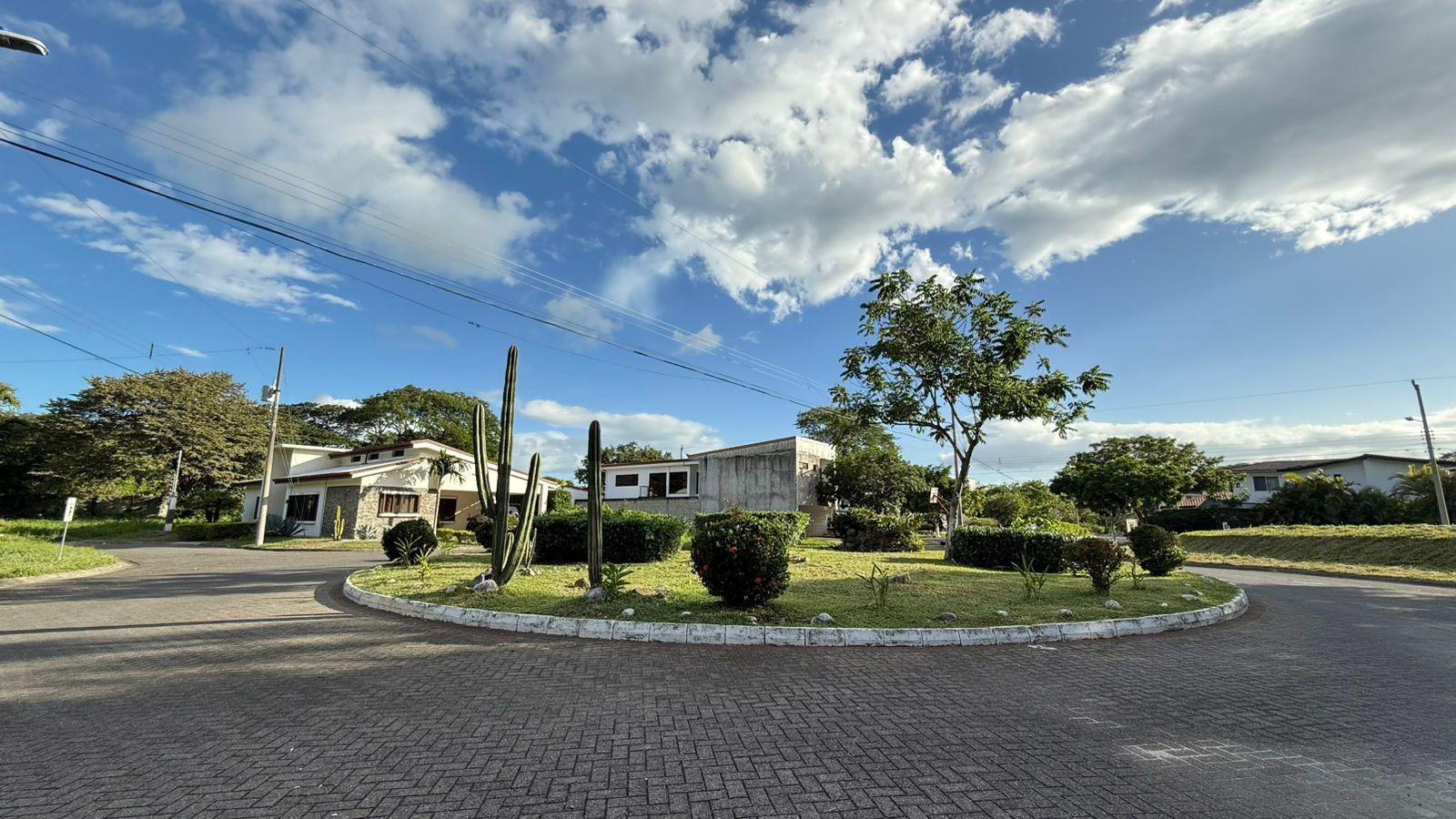  COMUNIDAD CERRADA RESIDENCIAL EL SITIO