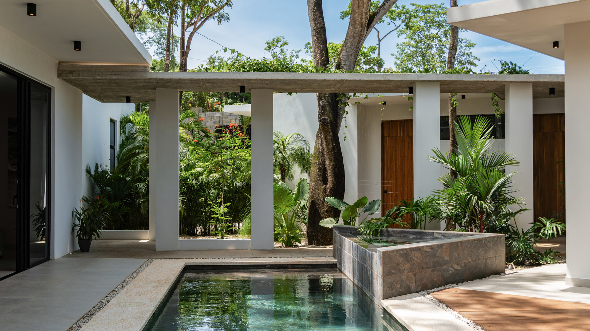 Numa Luxury House 36