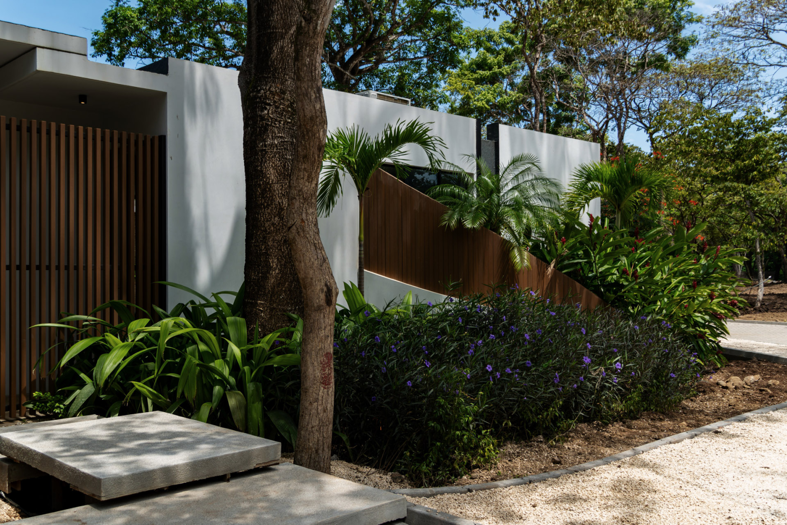 NUMANDI LUXURY RESIDENCES