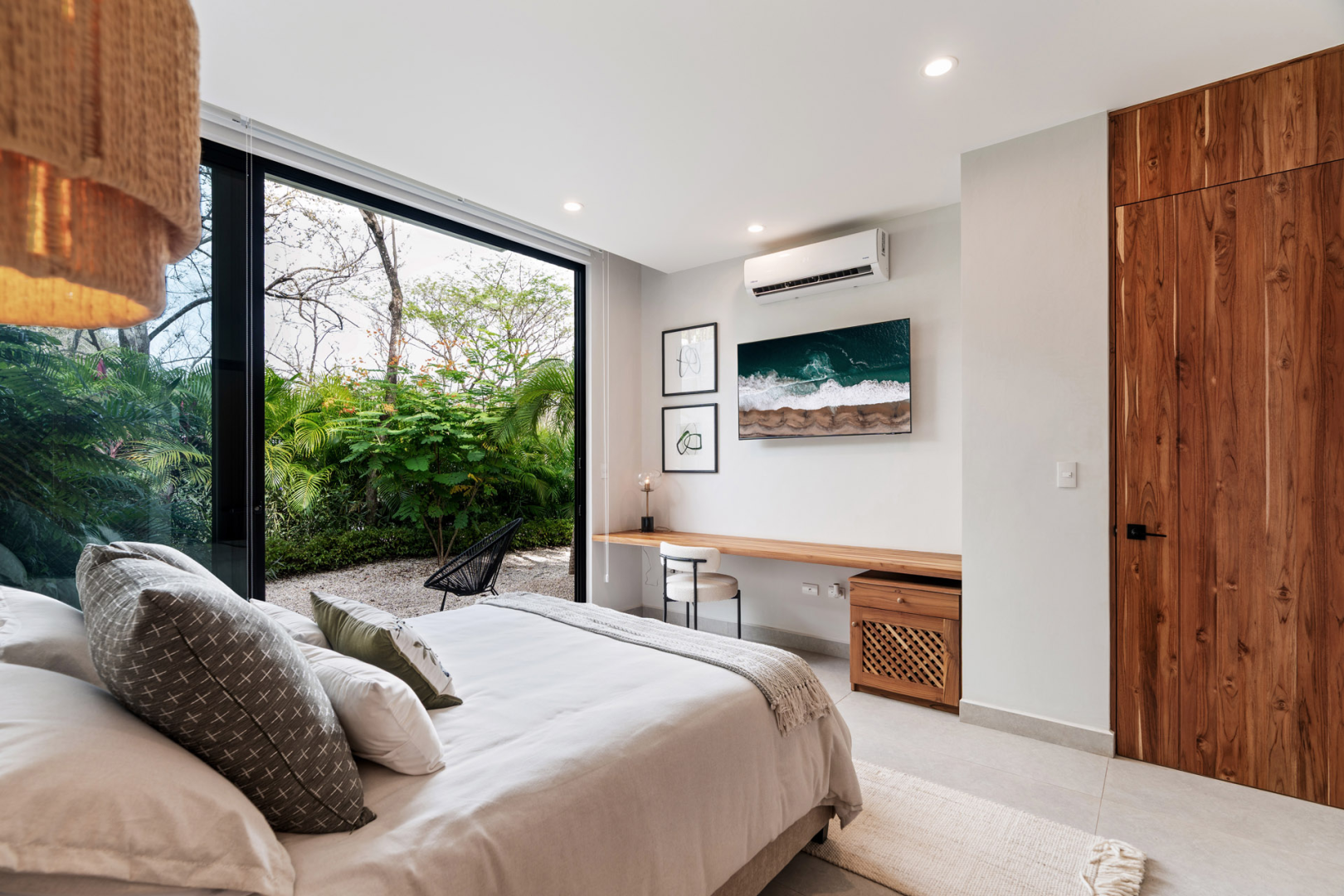 NUMANDI LUXURY RESIDENCES