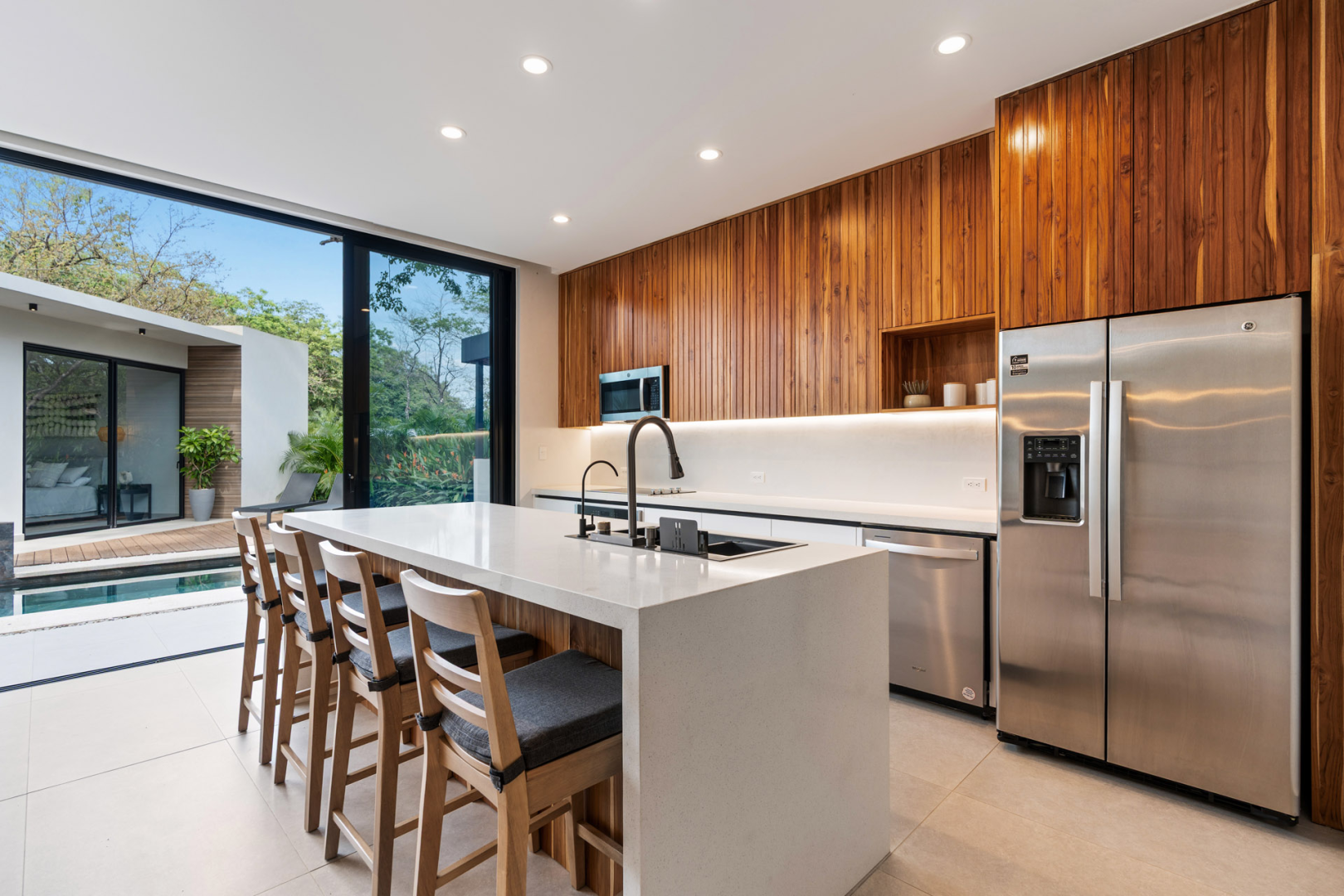 NUMANDI LUXURY RESIDENCES